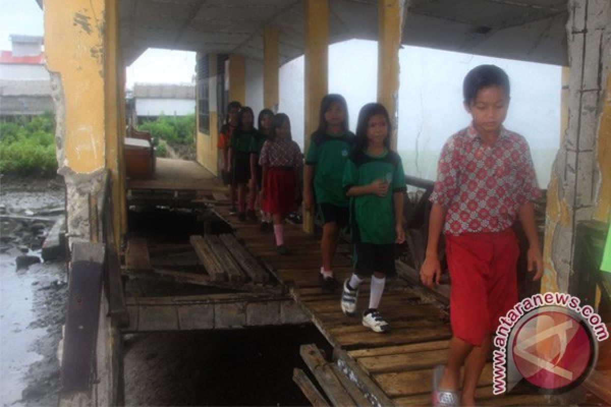 Ancaman putus sekolah di perairan Sumsel tinggi