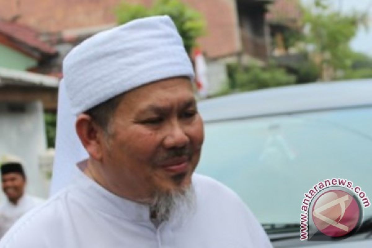 Jenazah Ustad Tengku Zulkarnain dimakamkan di Pekanbaru