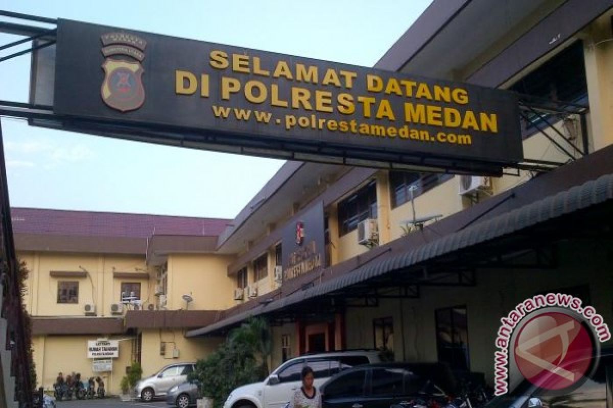 Polrestabes Medan Gerebek Pesta Narkoba