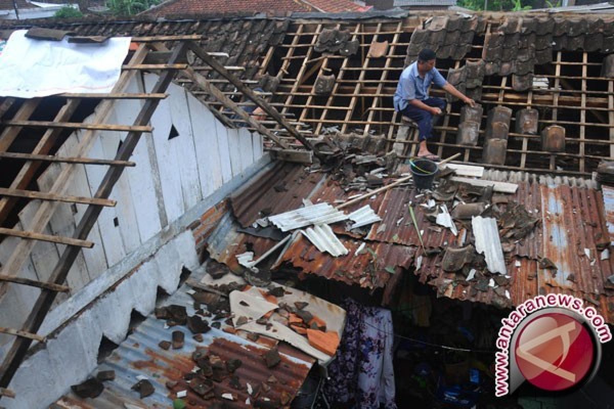 Enam Rumah di Gorontalo Rusak Akibat Puting Beliung