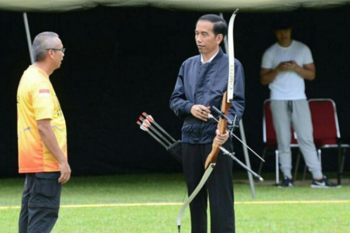 Presiden Jokowi Berlatih Panahan, Persiapan Kejuaraan