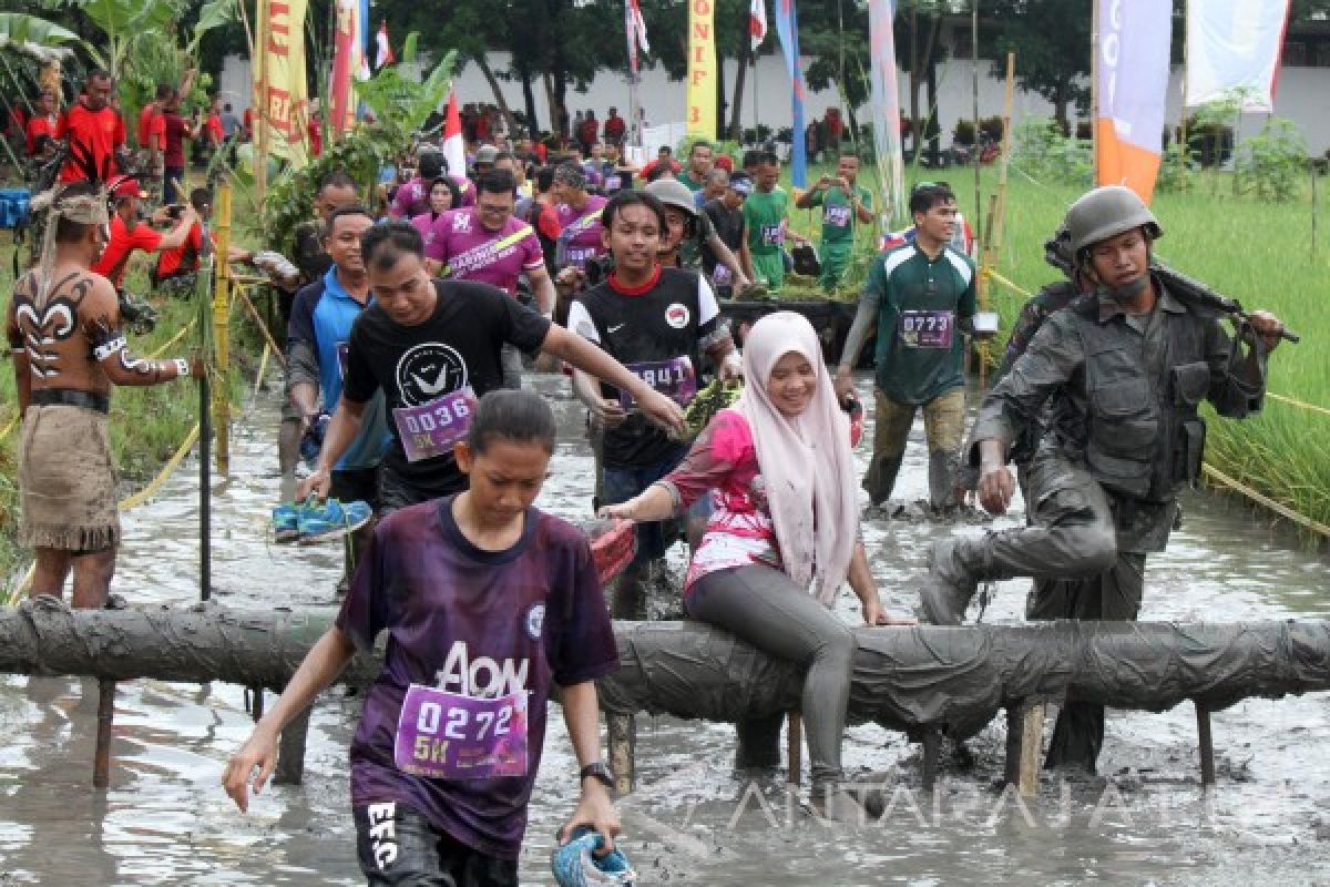 1.200 Peserta Ikuti Lomba Lari 5 Kilometer 