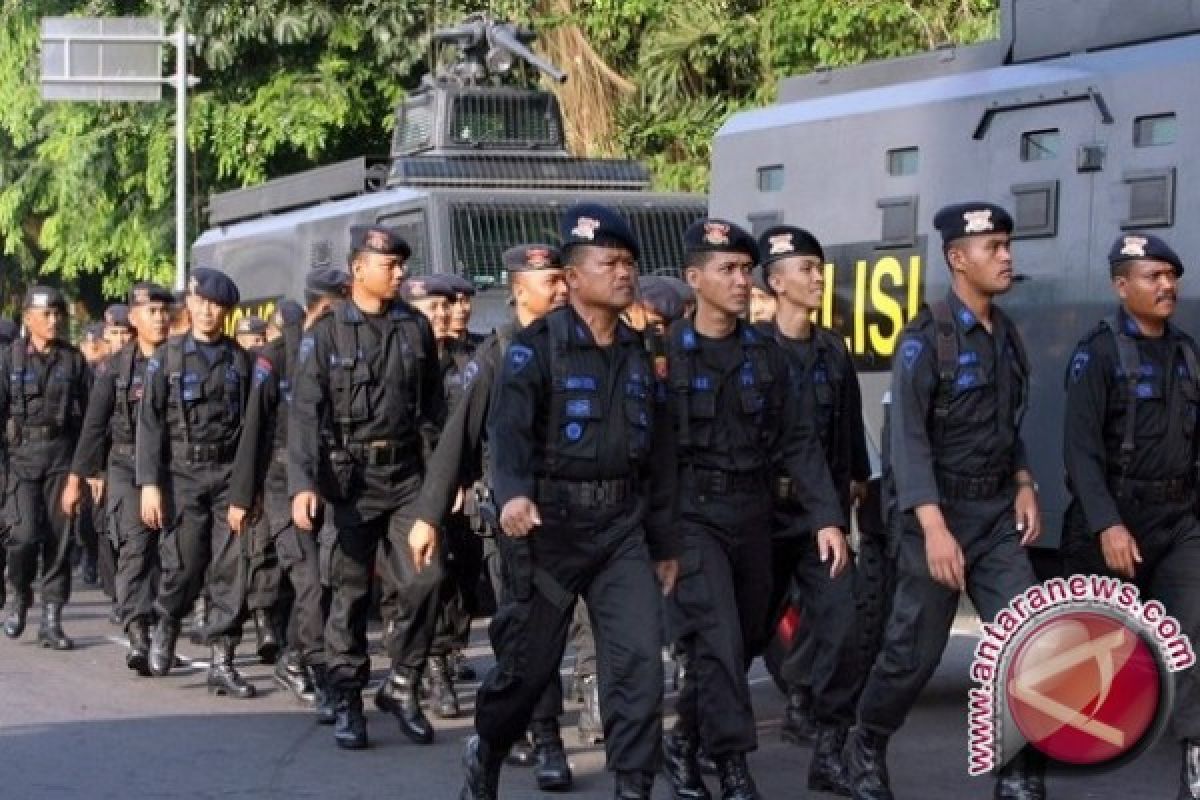 200 Brimob Aceh BKO ke Polda Metro