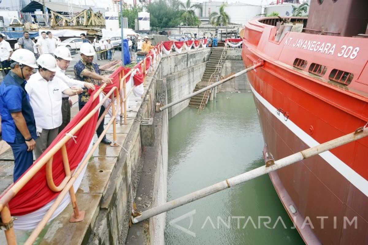 Pelindo III Tambah 15 Kapal Tunda 