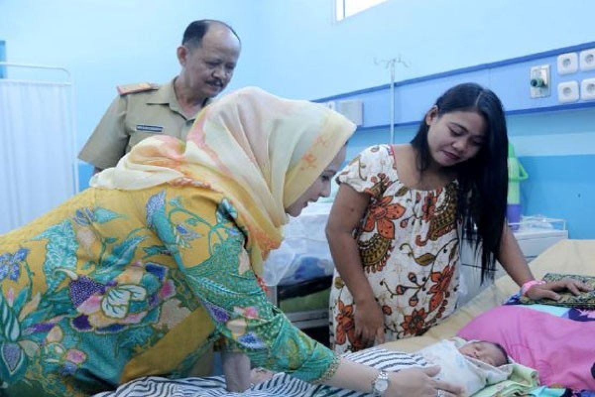 Istri Gubernur Lampung Akan Melahirkan Di Rumah Sakit Umum Daerah