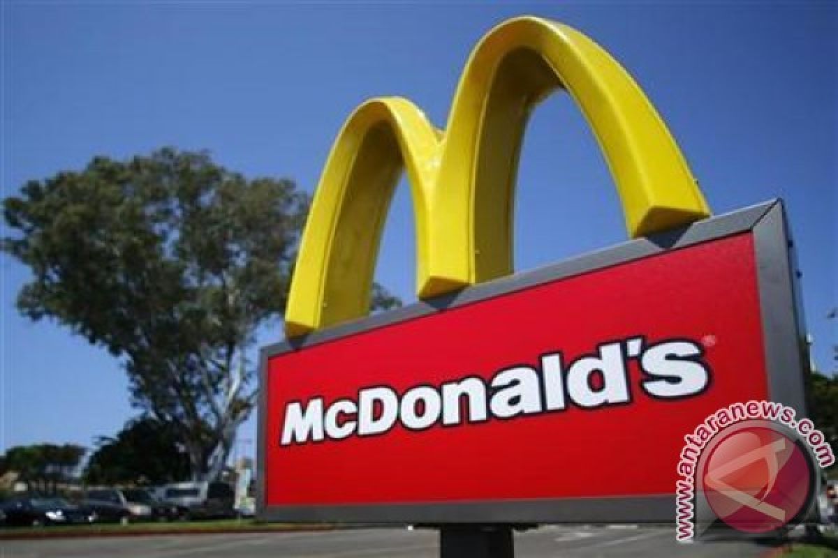 McDonald bantu memberi makan tunawisma di Roma