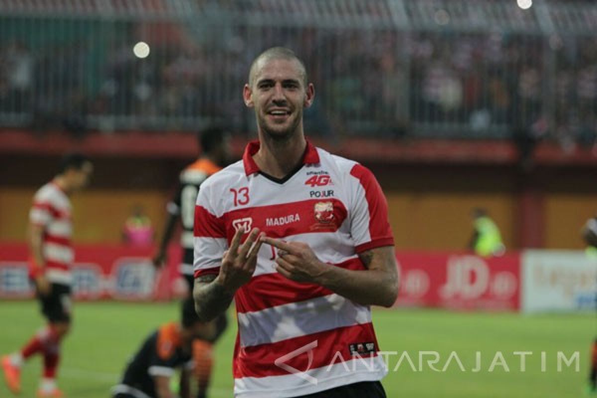 Madura United Bawa 20 Pemain Hadapi Sriwijaya FC