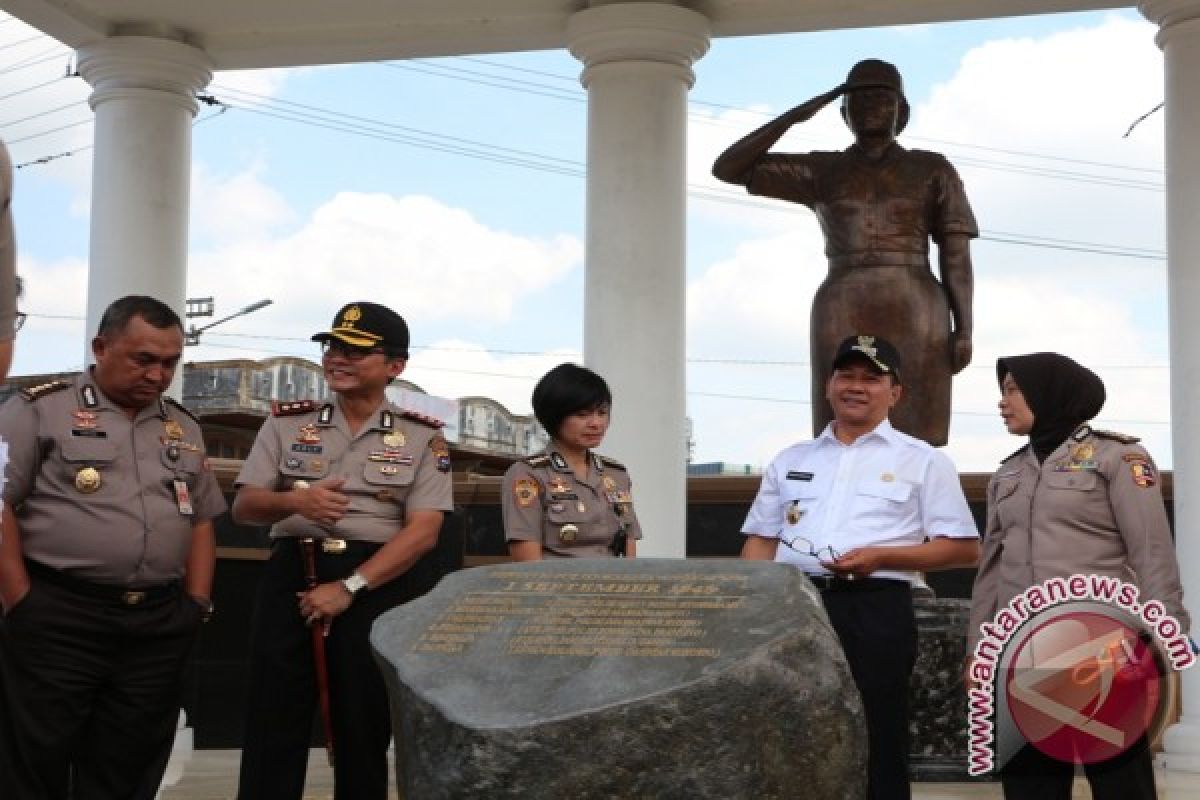 Monumen Polwan Ikon Wisata Baru Bukittinggi