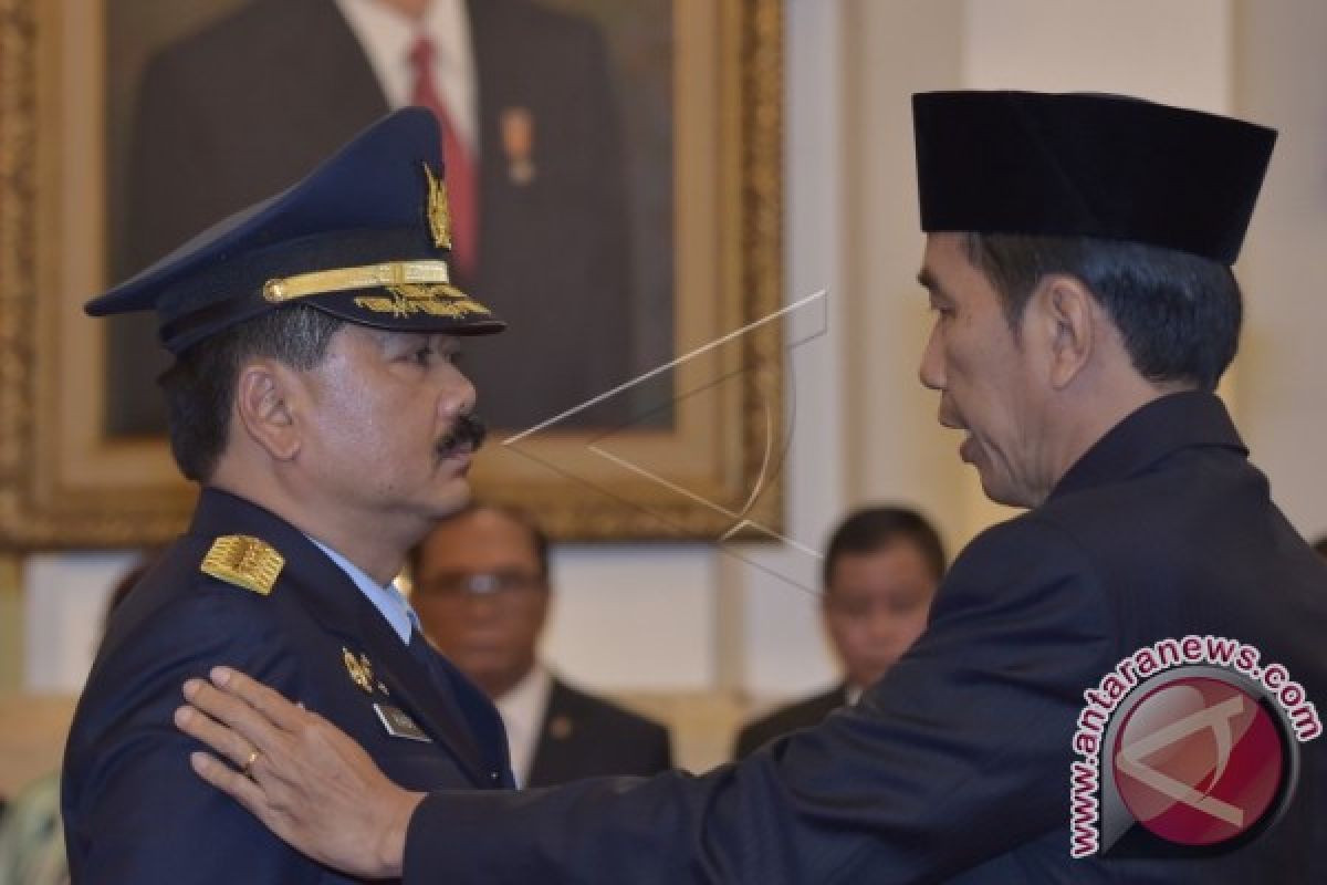 Presiden Jokowi Lantik Hadi Tjahjanto Sebagai KSAU