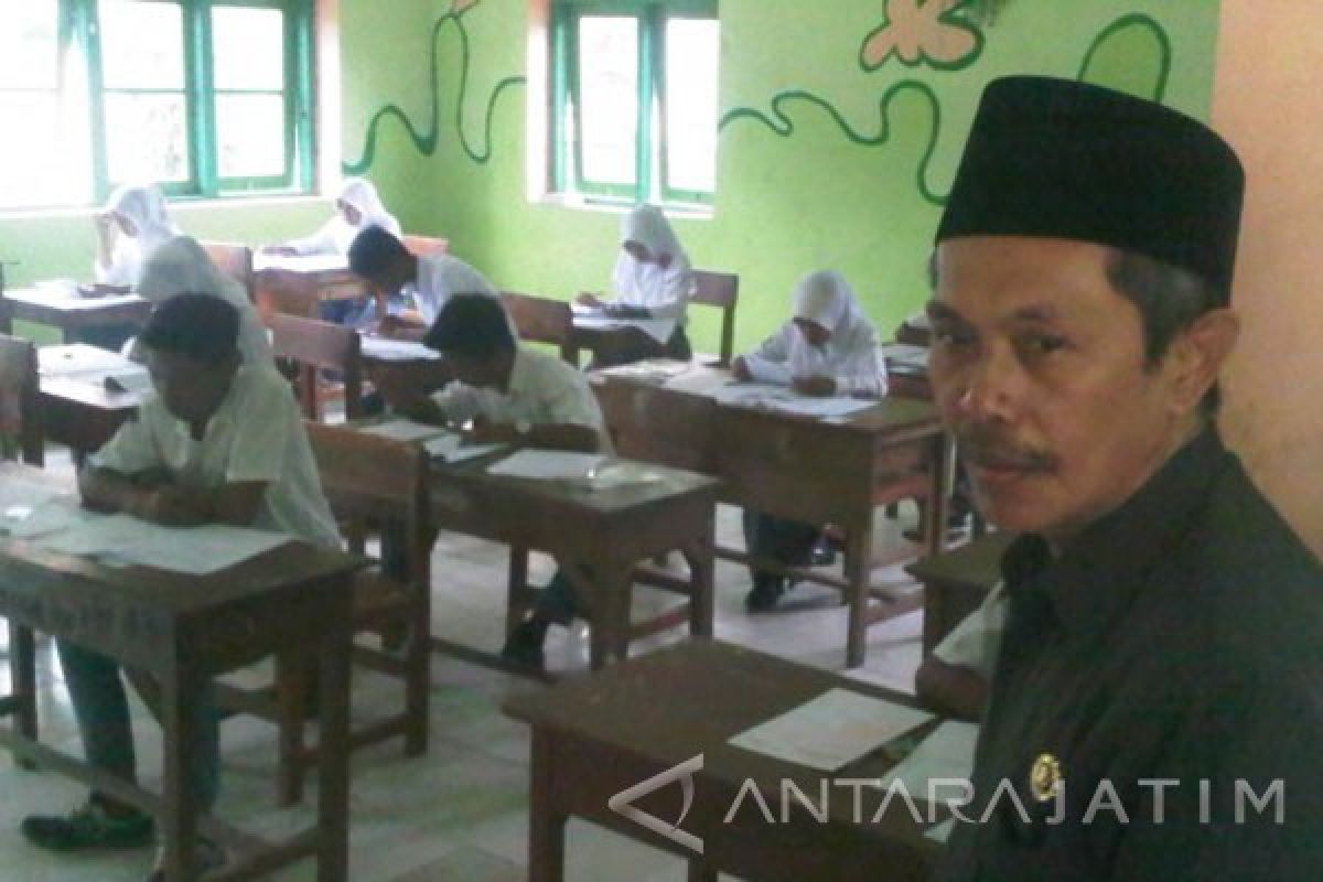 1,3 Juta Siswa SMK Ikuti UN Hari ini