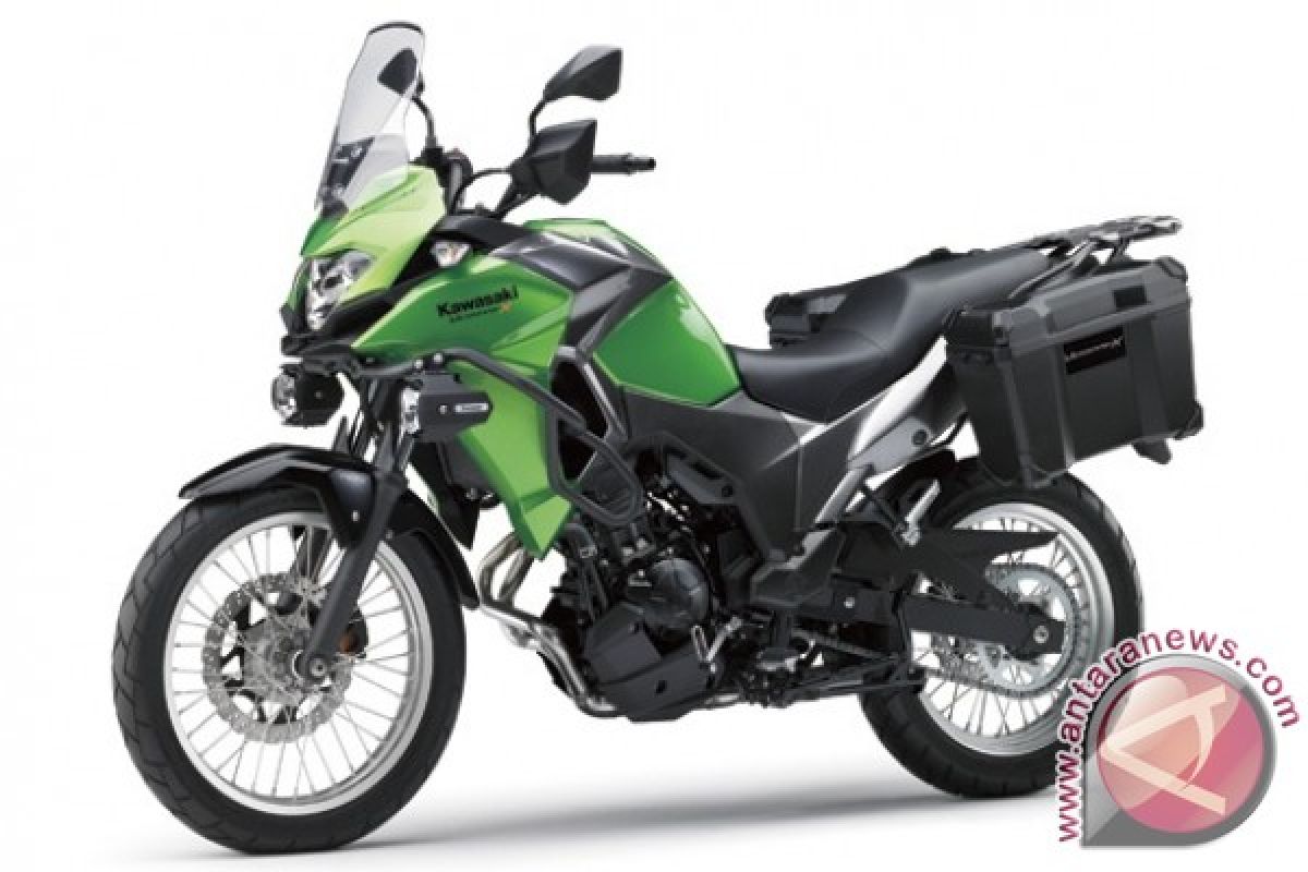 Kawasaki Versys-X 250 : PREMIUM BIKE FOR YOUR ADVENTURE LIFE !!