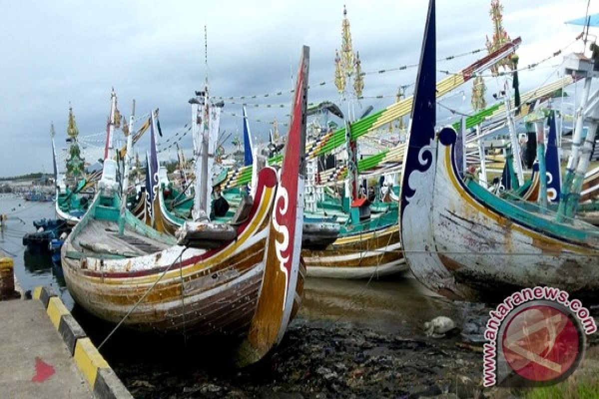 Produksi Perikanan Tangkap Jembrana Turun Separuh