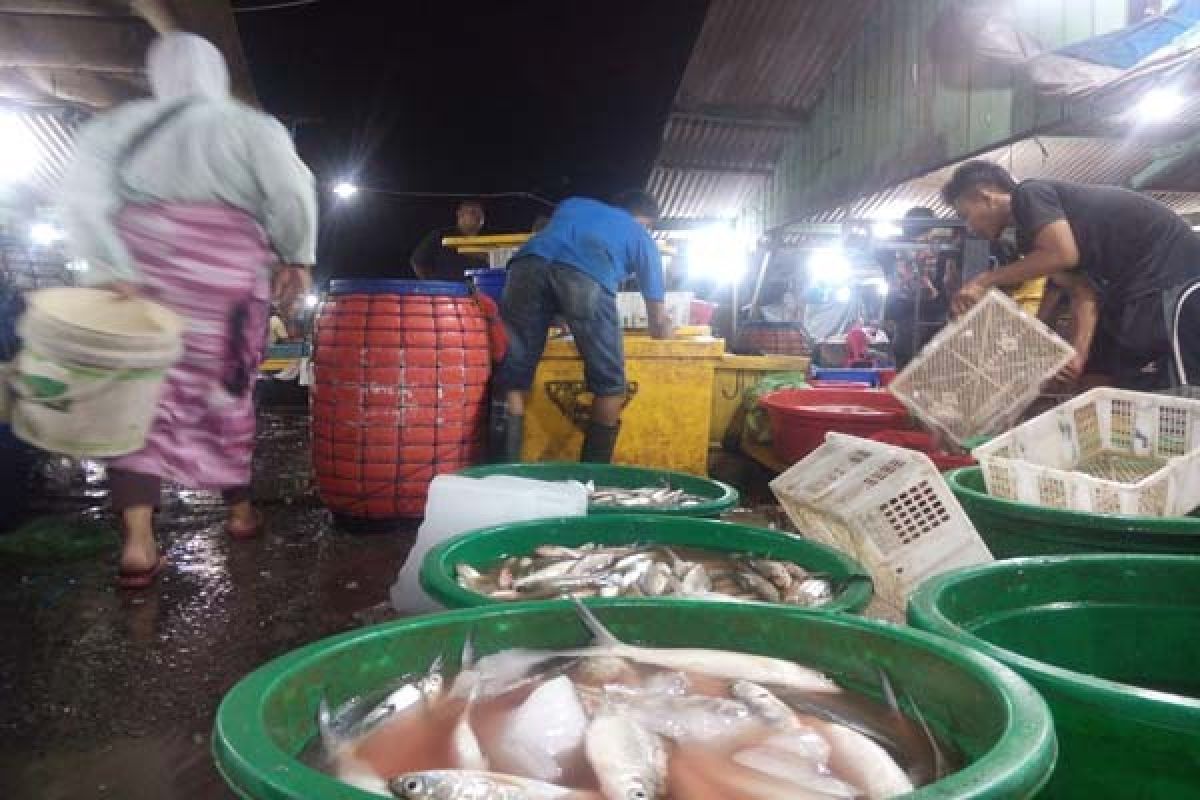 Pasar Rejomulyo Baru terisi pada akhir Agustus