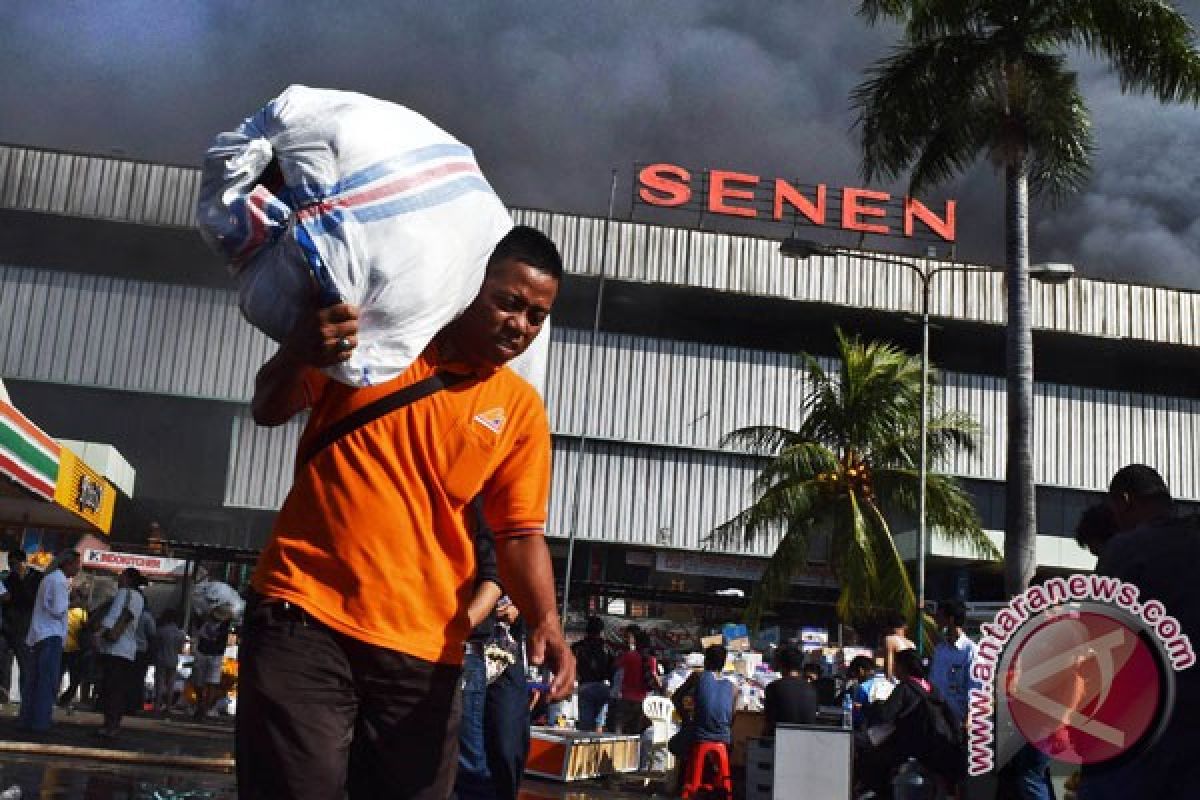 Gebu Minang bantu korban kebakaran Pasar Senen