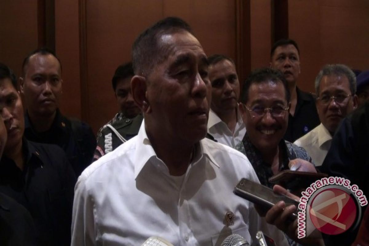 Menhan : setiap elemen bangsa wajib bela negara