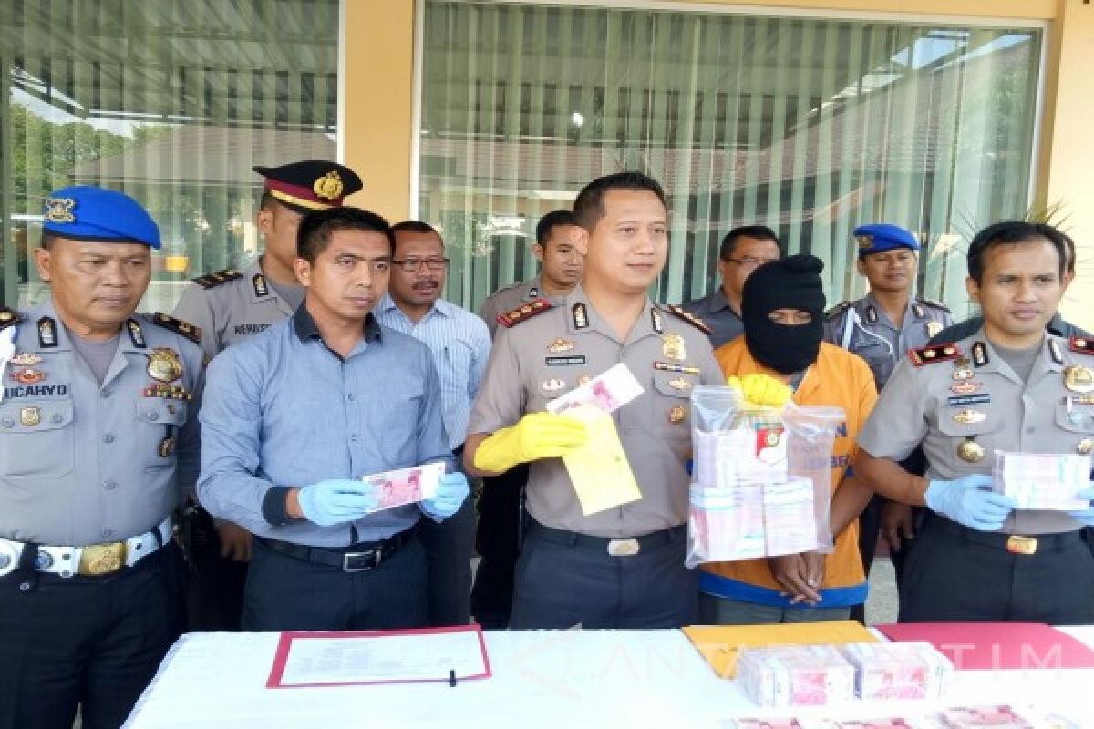 Polres Jember  Ungkap Peredaran Uang Palsu Rp650 Juta (Video)