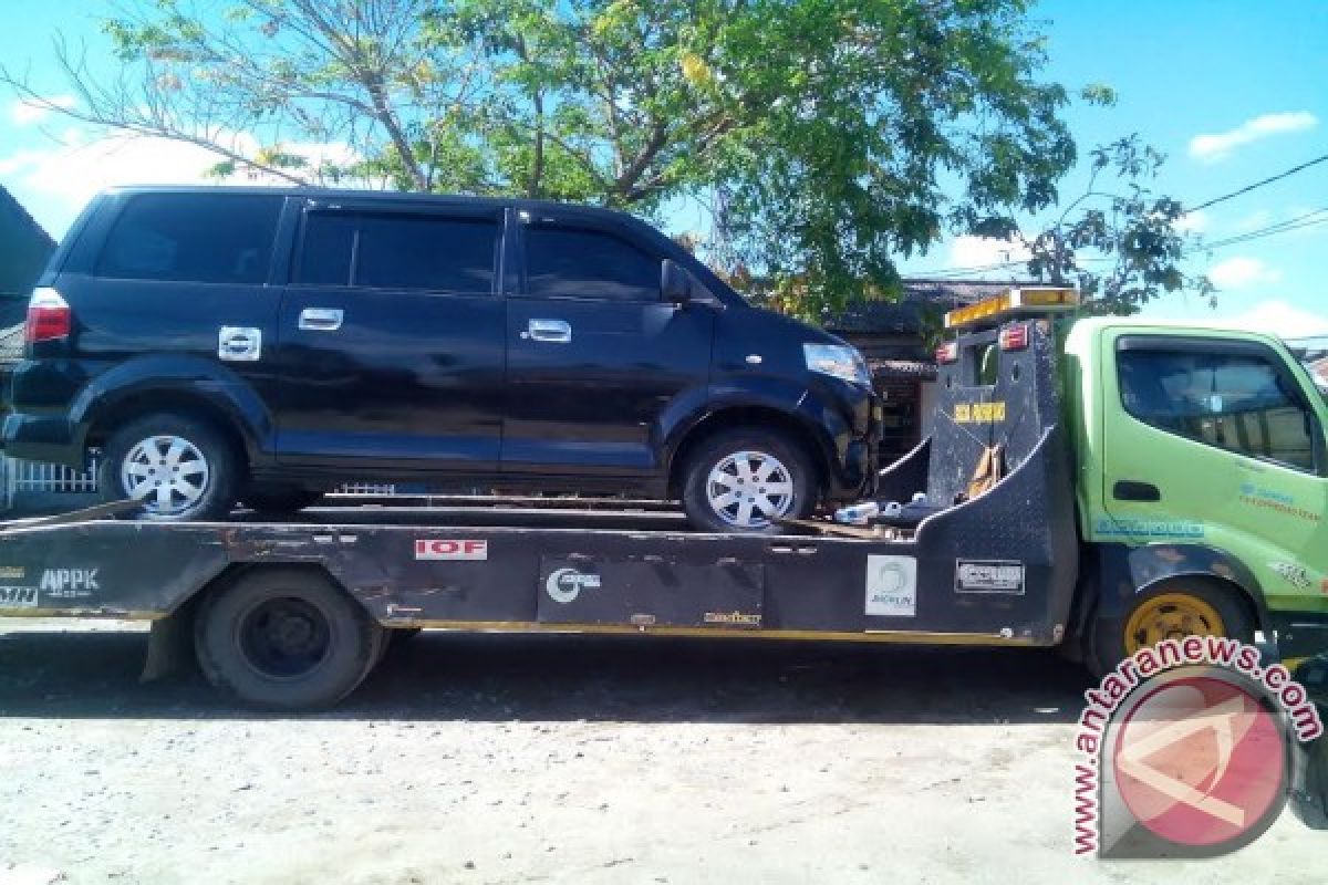 Mobil Towing jadi alternatif pengiriman kendaraan 