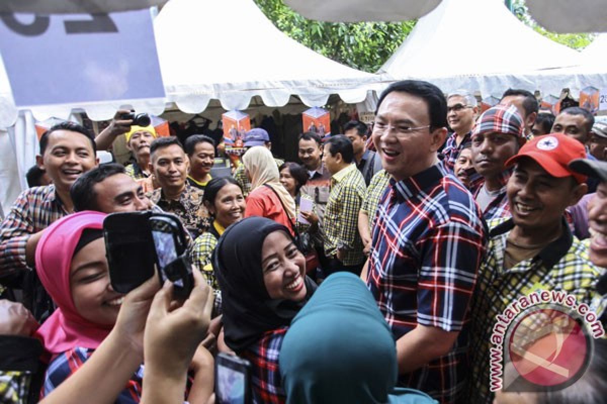 Ribuan pendukung Ahok-Djarot padati Jiexpo Kemayoran