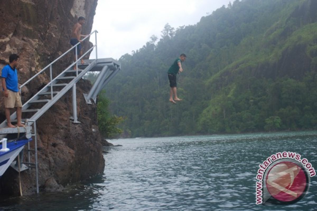 Pulau Sironjong Ketek Kian Ramai Dikunjungi Wisatawan