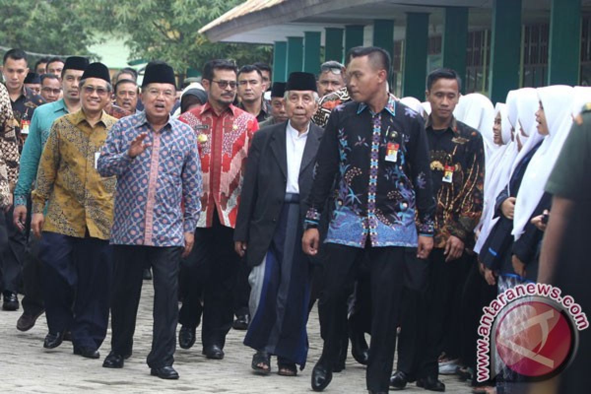 Agam bangun pondok pesantren bertaraf internasional