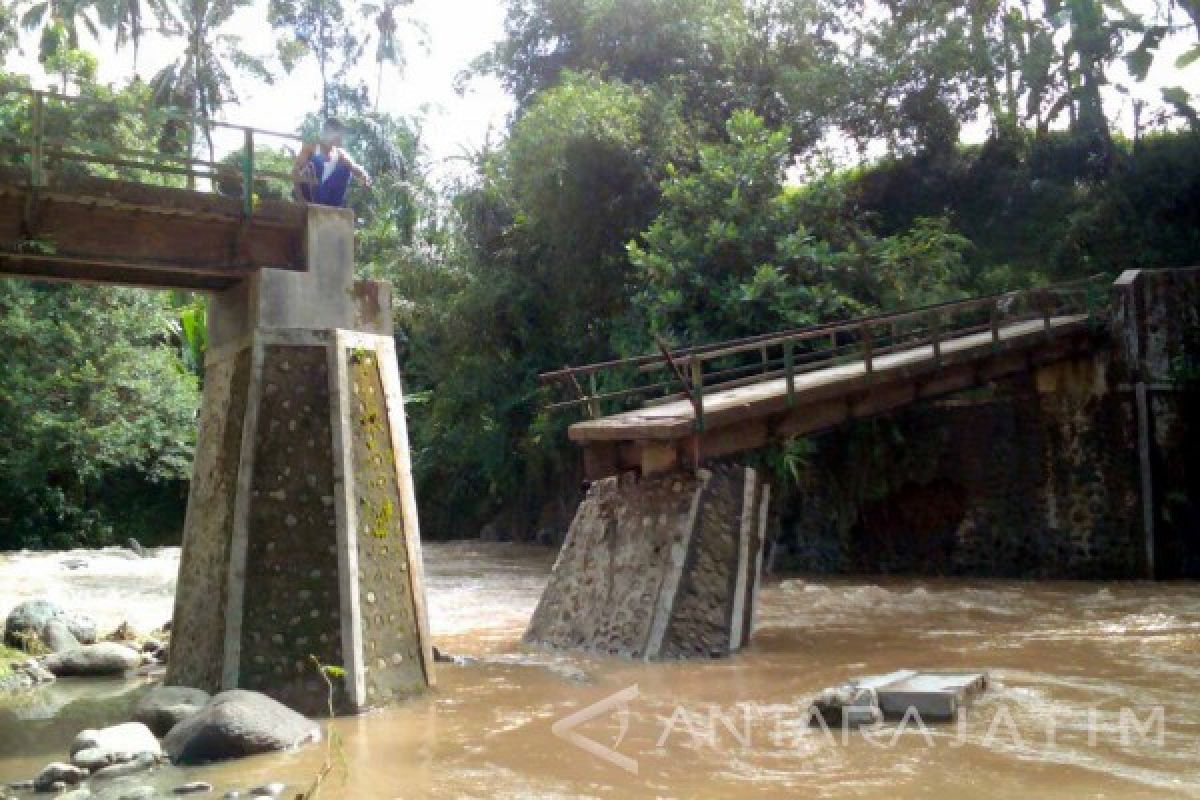 Banjir-Longsor Menerjang Sejumlah Kecamatan di Jember