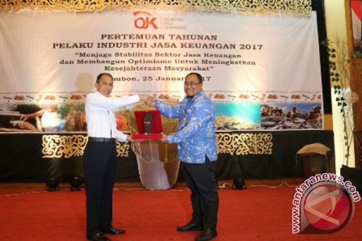 Gubernur: Industri Jasa Keuangan Pilar Ekonomi Daerah