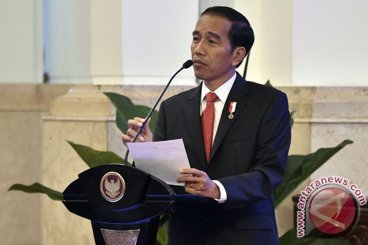 Presiden Jokowi minta BUMN optimistis karena Indonesia kondusif