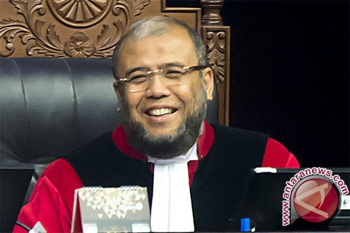 Patrialis Akbar Divonis Delapan Tahun Penjara