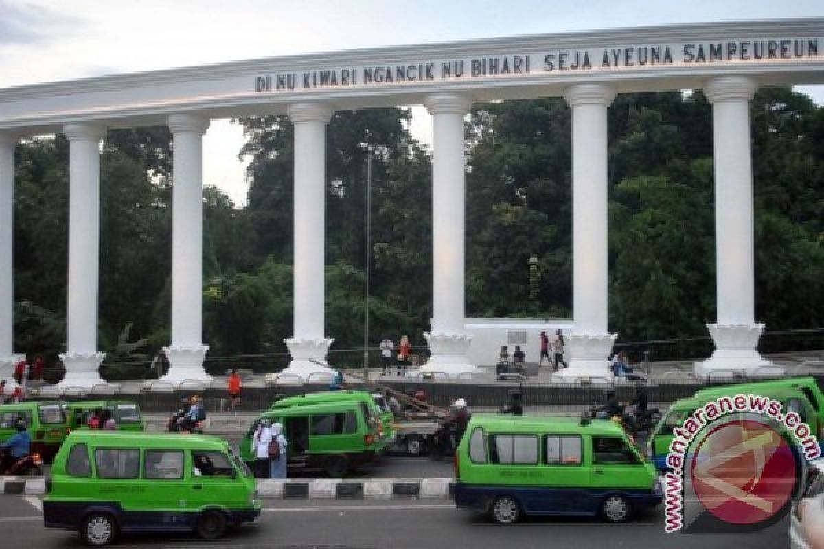 Sopir kesulitan jalankan rerouting angkot di Bogor