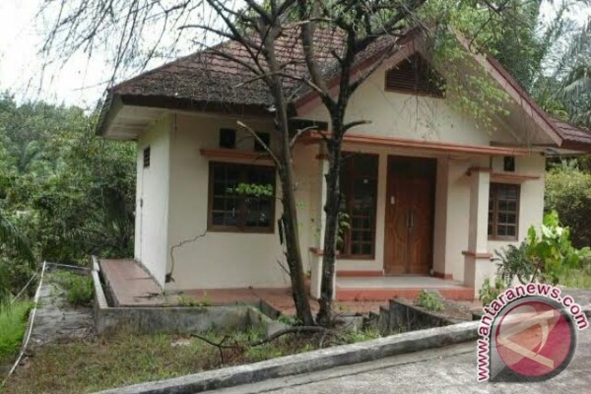 Rumah Imam Besar Masjid Agung Baturaja Terbengkalai 