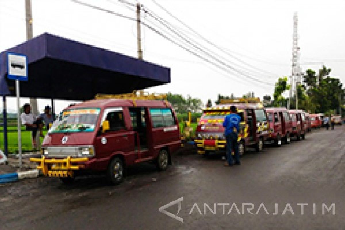 Pemkab Lumajang Terapkan Angkutan Pelajar-Mahasiswa Gratis