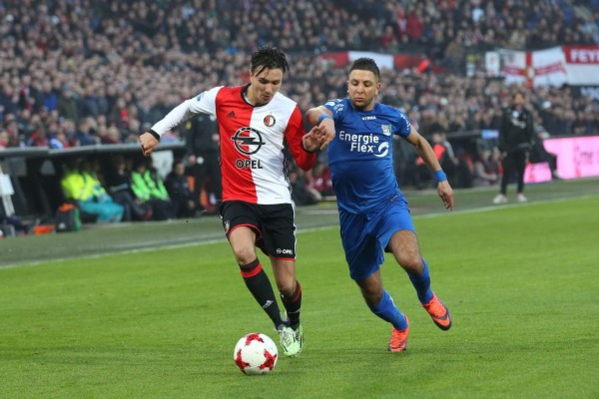 Feyenoord libas NEC 4-0