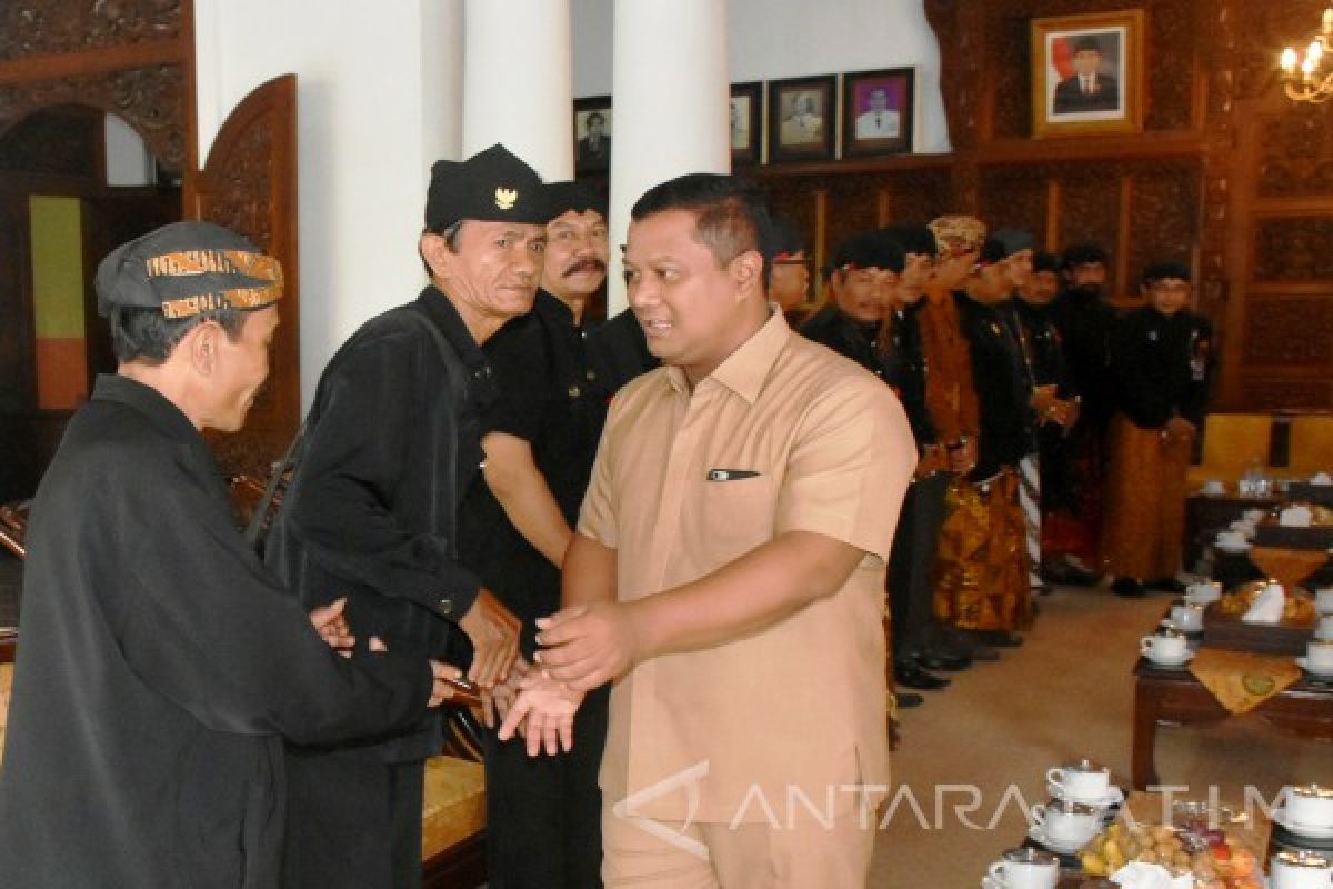 Bupati Mojokerto Apresiasi Ide Pelestarian Budaya Majapahit