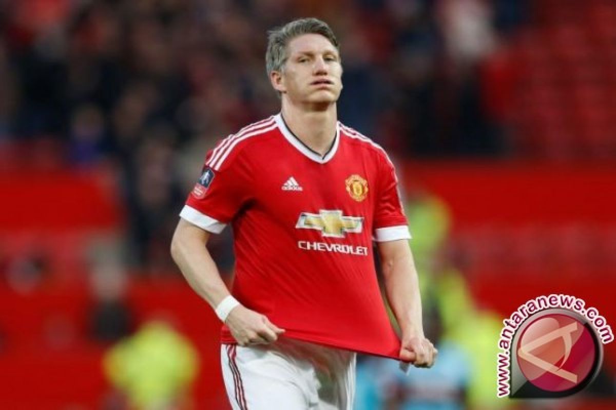 Schweinsteiger Akhirnya Tinggalkan Manchester United