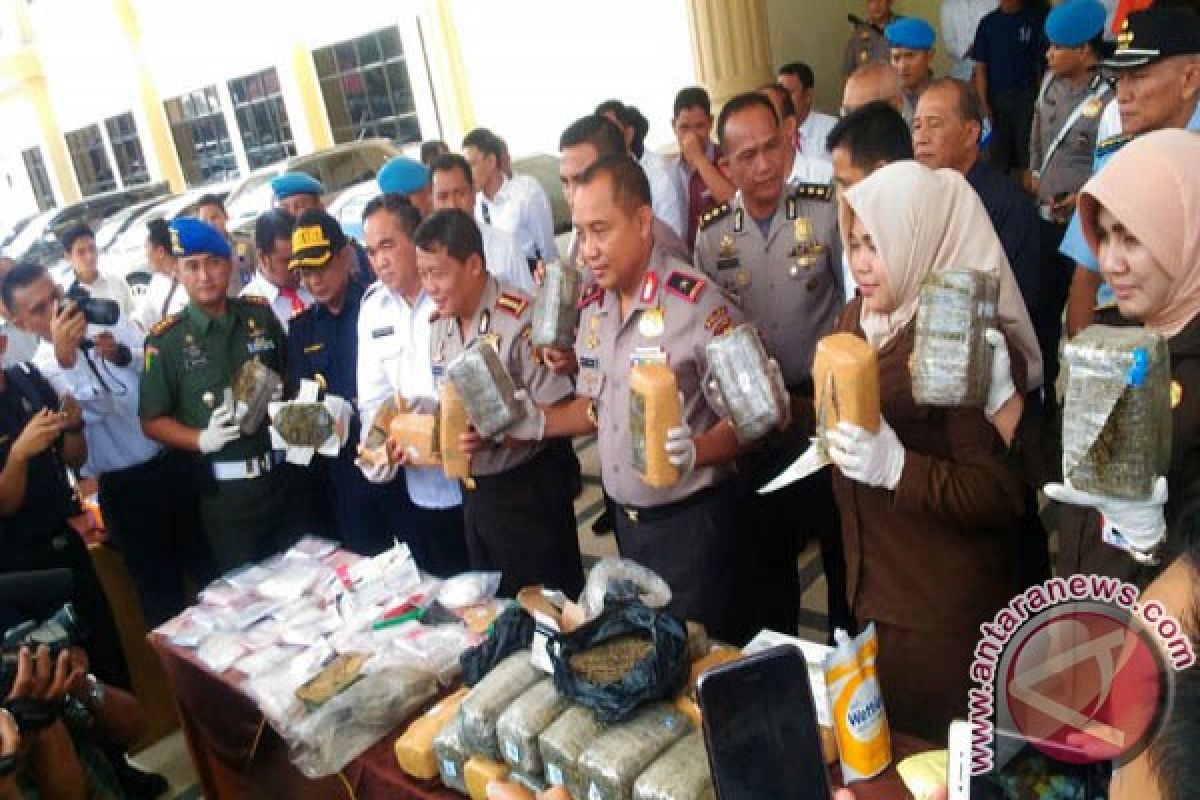 Polda Jambi musnahkan barang bukti narkoba 