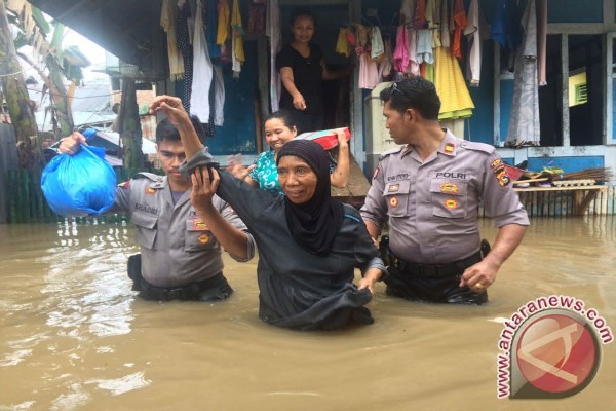 Ratusan Rumah Terendam Banjir di Woha Bima 