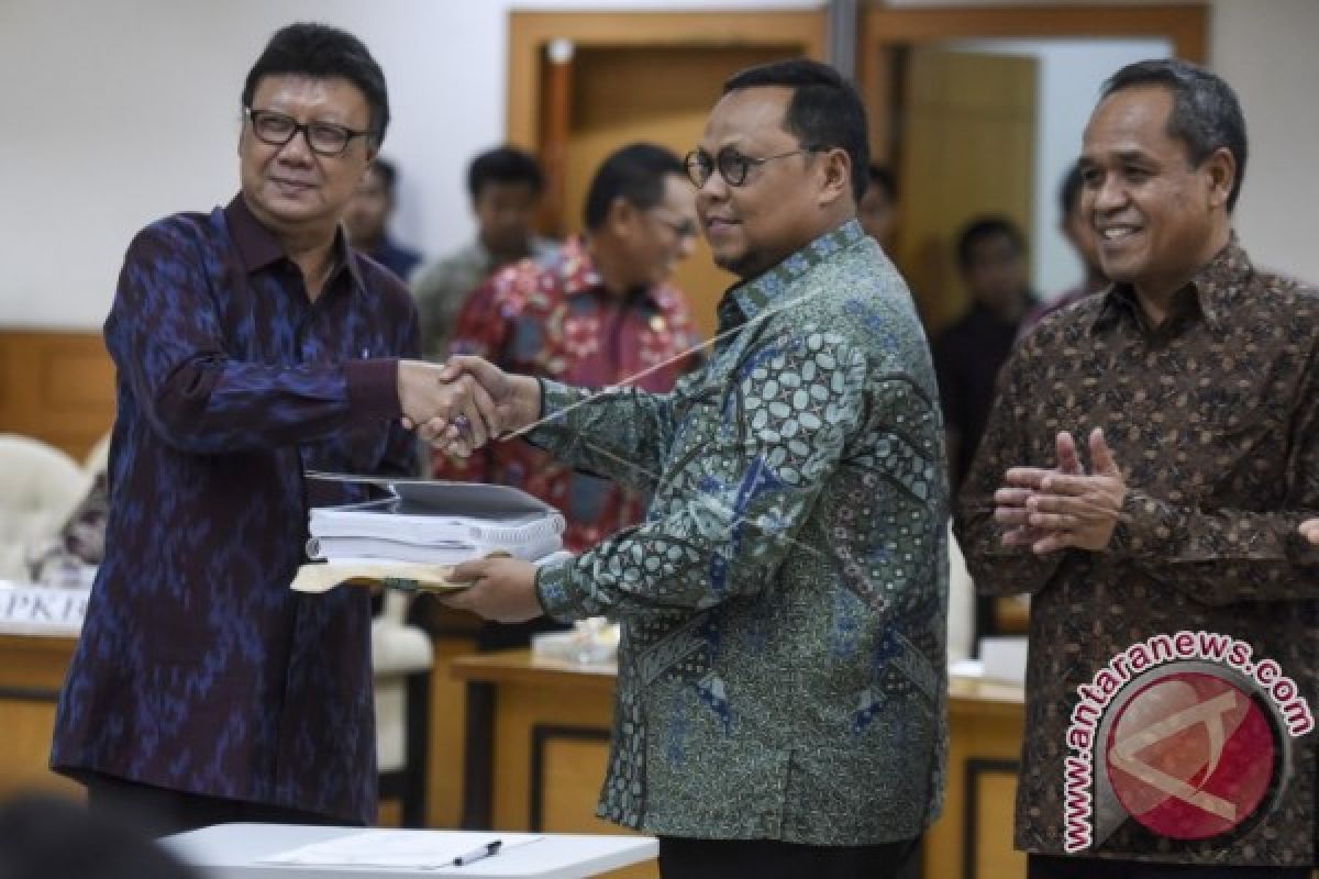 Proporsi Kursi Dan Perolehan Suara Anggota DPR