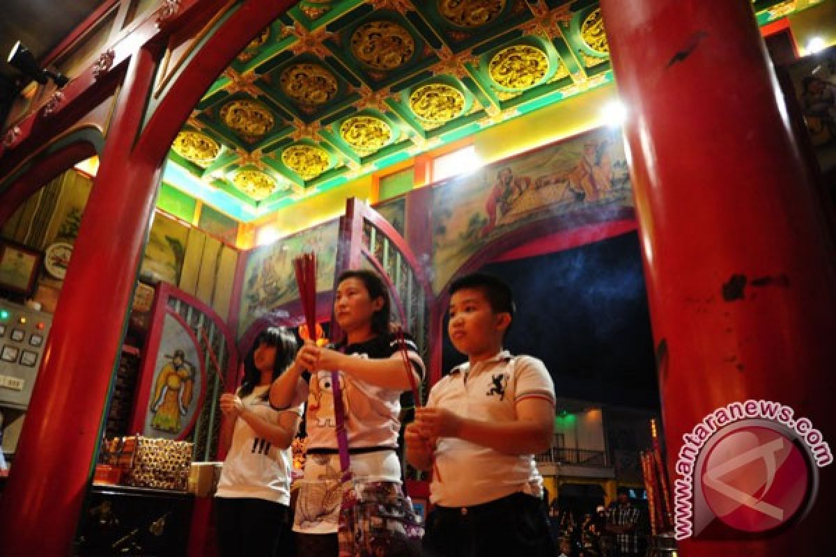 Turis Tiongkok Habiskan 67,3 Miliar Dolar As Selama Imlek 