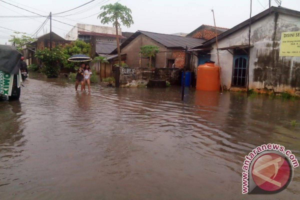 Jambi berstatus siaga III banjir