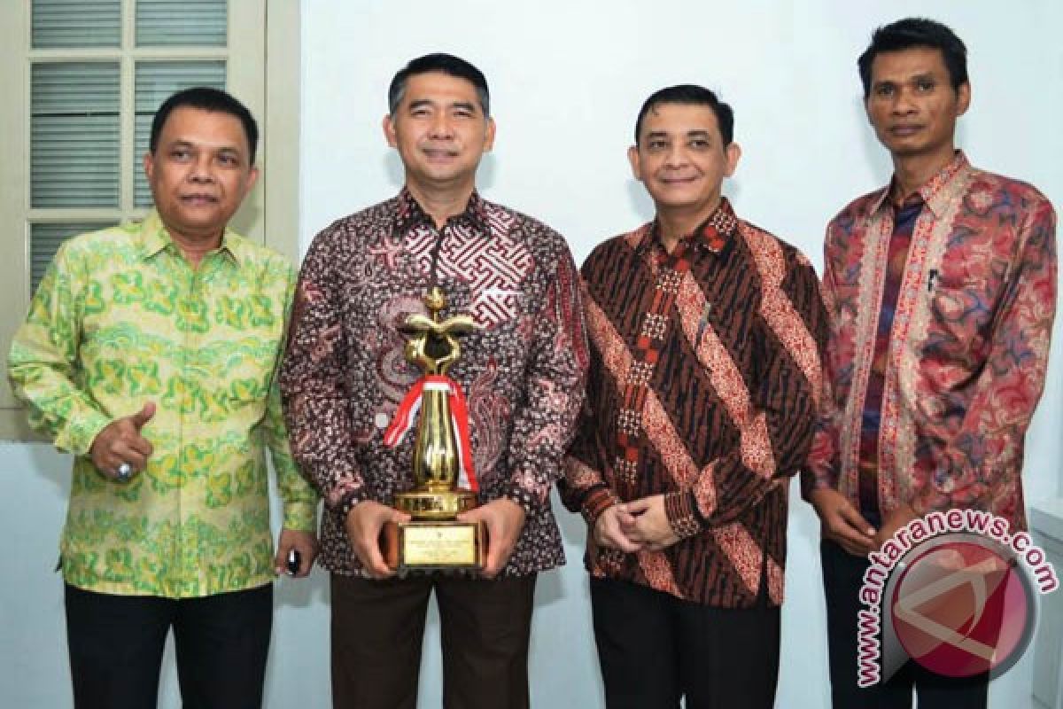 Kota Jambi raih piala WTN 2016