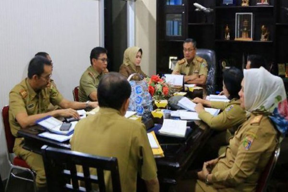 Gubernur Lampung Segera Canangkan Perizinan Online 
