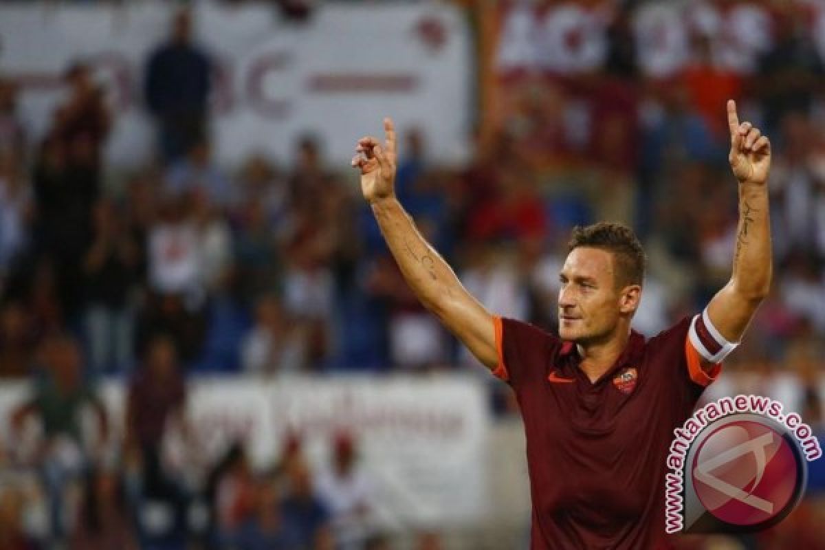 Penalti Totti singkirkan Cesena dari Piala Italia