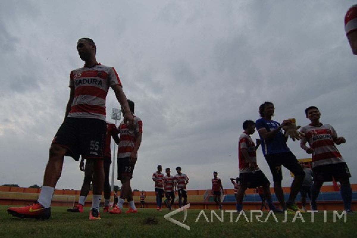 Madura United Dirikan Akademi Sepak Bola