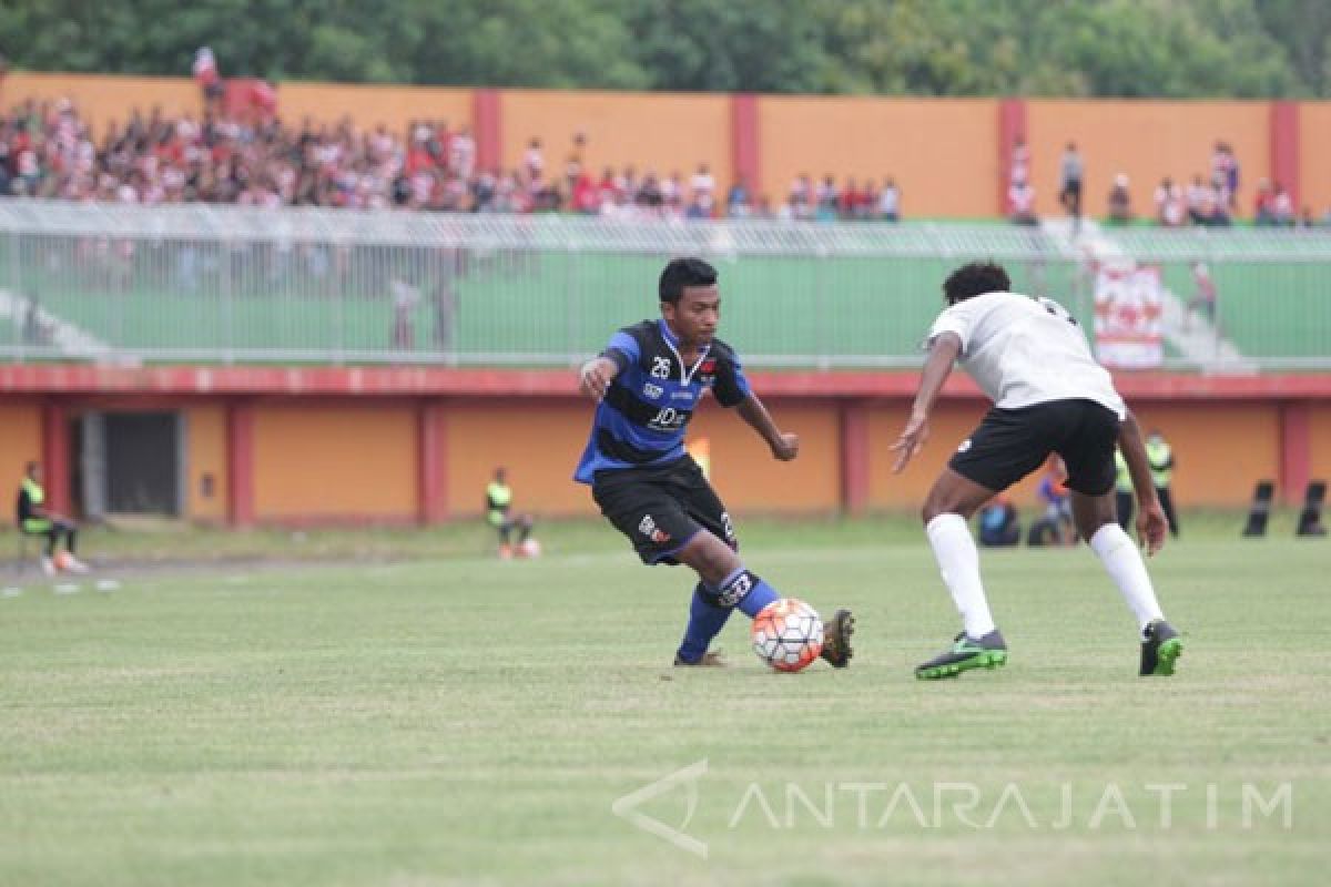 Persela Tahan Imbang Madura United 1-1