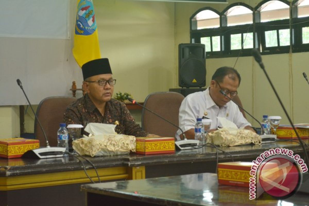 Sekprov Pimpin Rapat Persiapan Latsitarda 2017