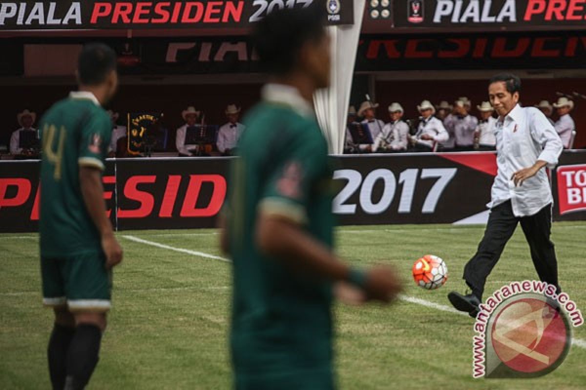 Presiden Jokowi dijadwalkan buka turnamen Piala Presiden 2017