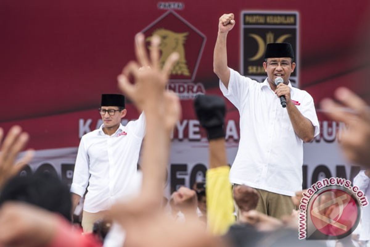 Mikrofon Anies sempat mati saat debat, ini klarifikasi KPU DKI