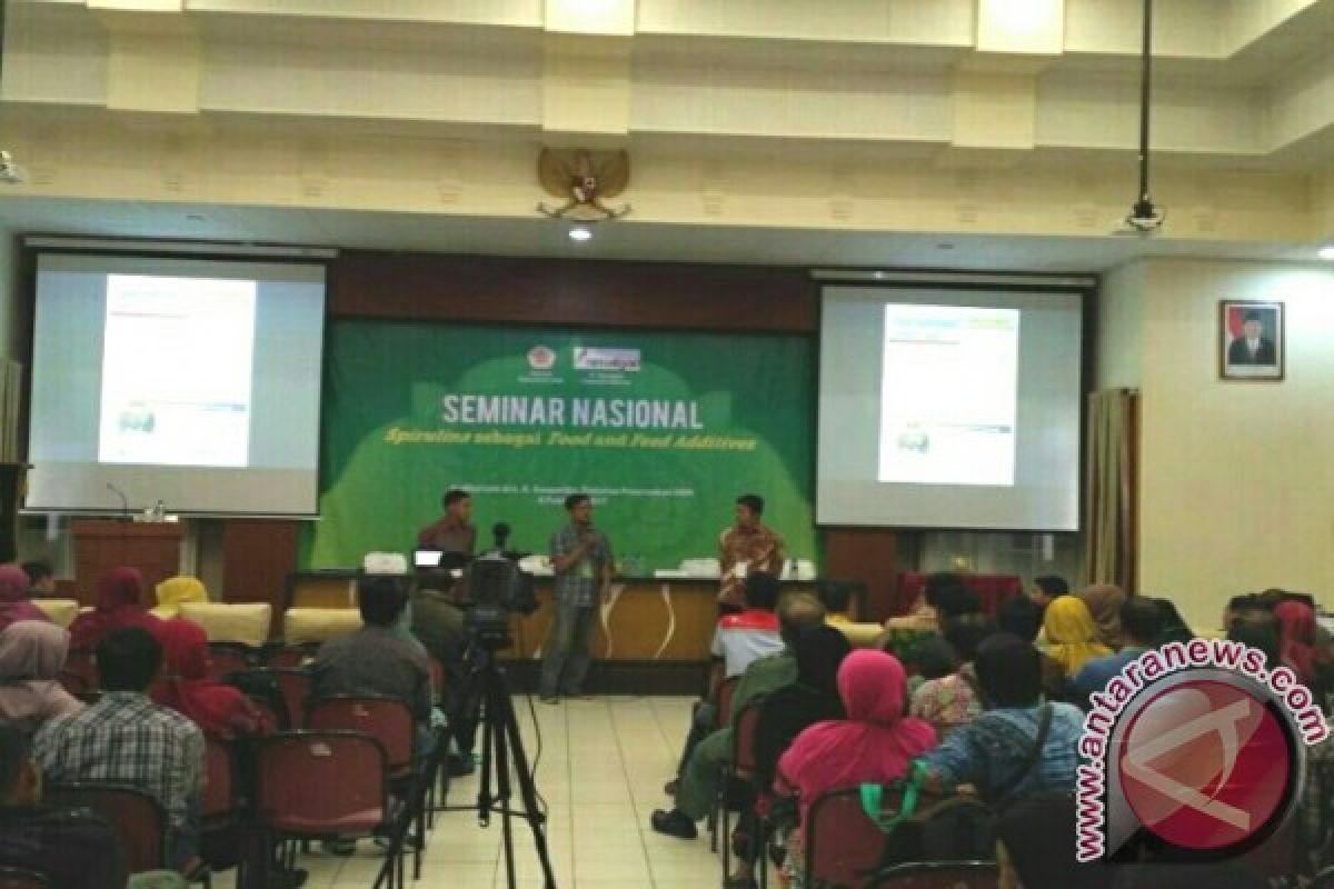 UGM kembangkan "spirulina" untuk pakan ternak 