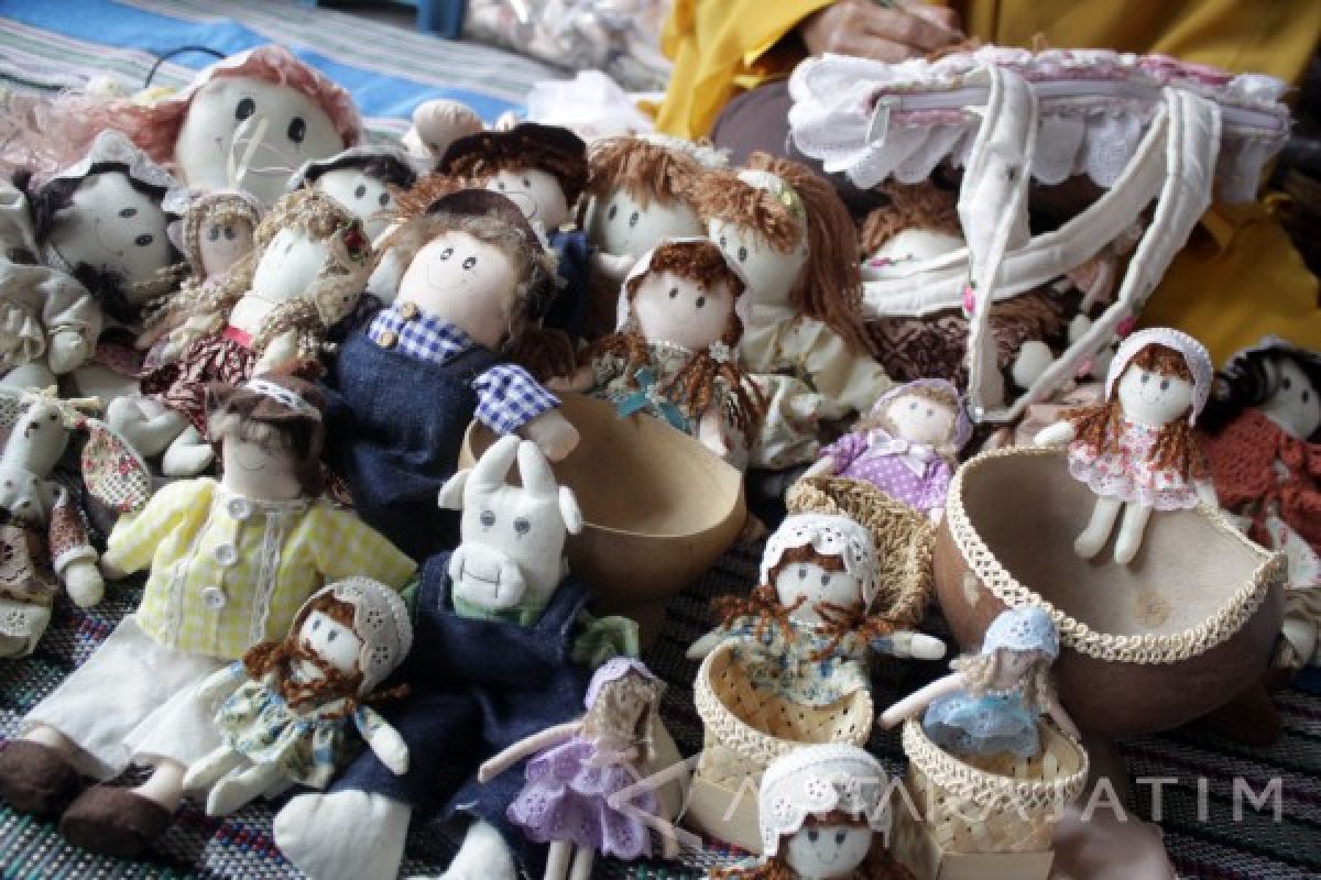 Kerajinan Boneka Sidoarjo Tembus Pasar Luar Negeri (Video)