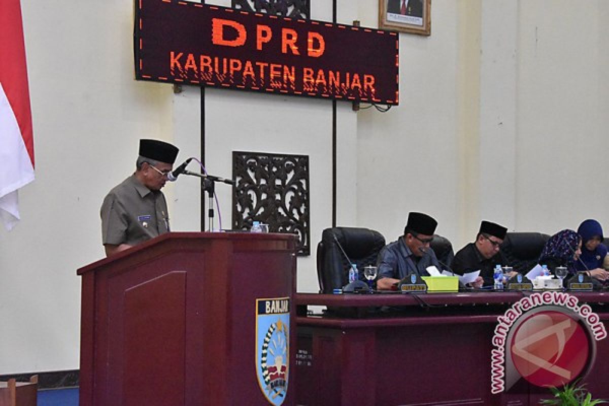 Pemandangan Umum Fraksi DPRD Banjar